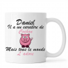 Mug personnalisé avec prénom recto-verso "il a un caractère de cochon"